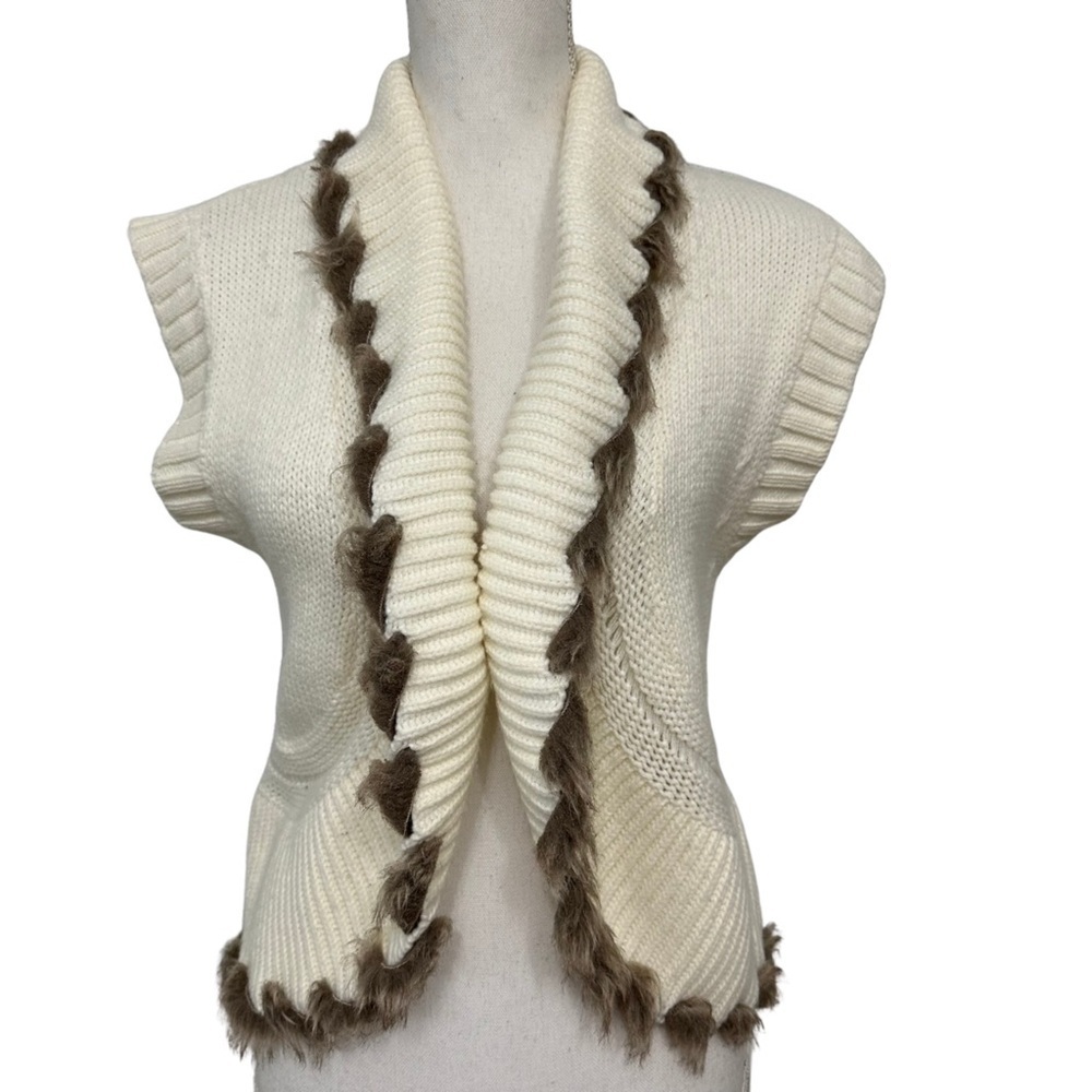 Cache Faux Fur Shag Sweater Vest Ivory Size Medium Y2K Coastal Festival EUC